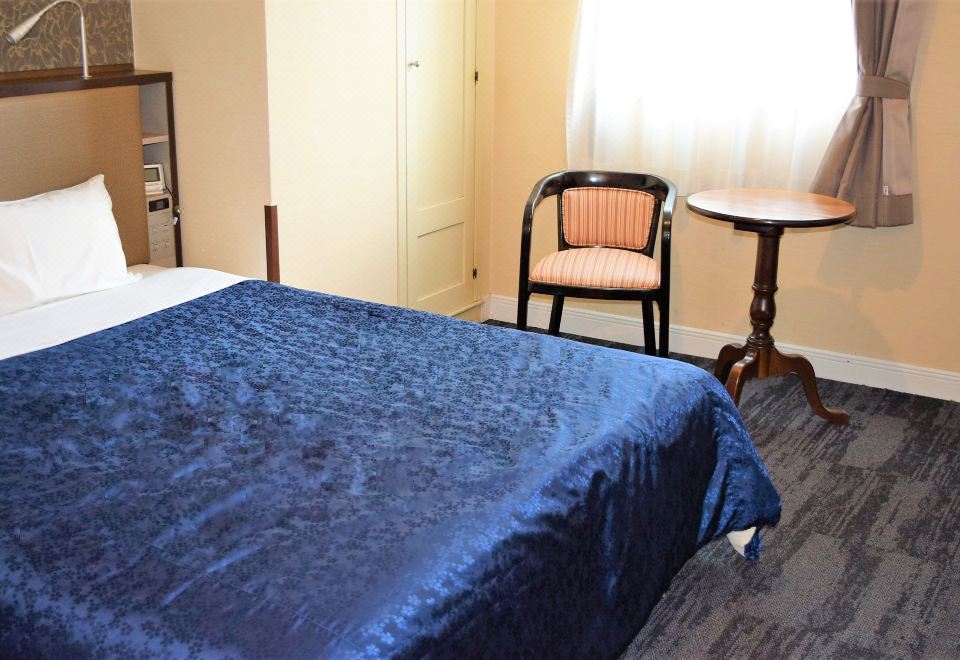 主楼大床房B-禁烟