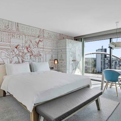 Superior Room with River View Radisson Red Glasgow Promo Code