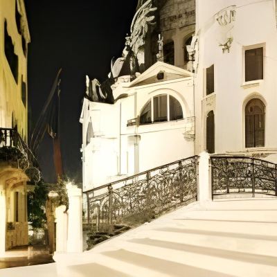 Mini Palace Apartment Ca Maria Adele Promo Code