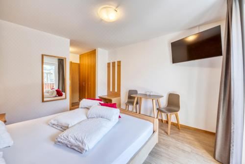 双人房（带独立浴室）