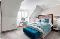 St Andrews 5 Star Luxury Villa,  Garden SPA HotTub, Sauna, Steam Room & parking Hotels in 