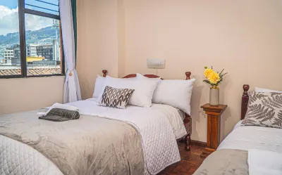 Ukuku Hostel & Rooftop - Quito のホテル