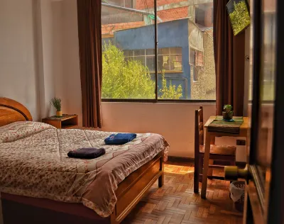 Downtown Hotel Hotele w: 