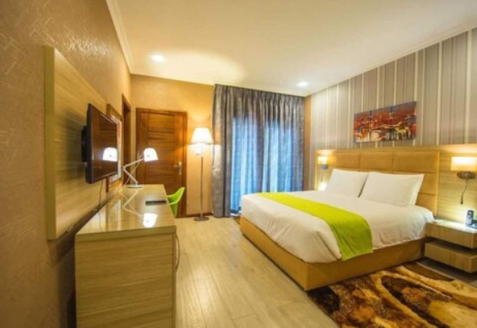 豪华双人房（带阳台）