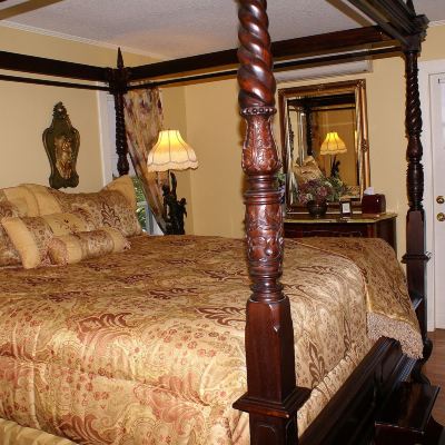 Renoir Luxury Suite Sabal Palm House Bed and Breakfast Promo Code