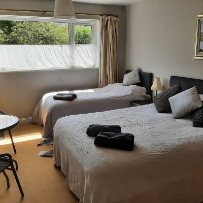 Suite Ensuite Coach House Promo Code