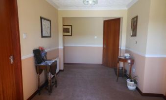 Hillview Park - Housity
