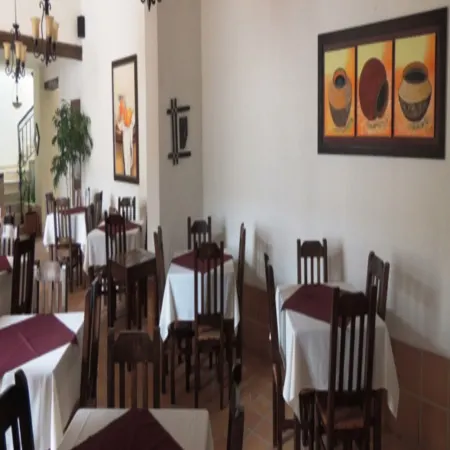 Hotel Casa Jerez Отели в г. Гуадалахара де Буга
