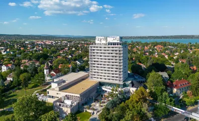 Hunguest Hotel Bál Resort Hotel di 