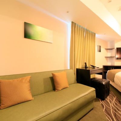 禁菸高級轉角皇后床房 池袋站百夫長飯店優惠