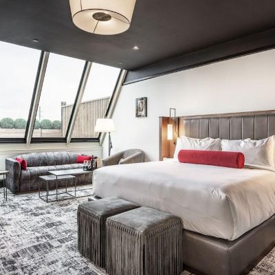 Gilded King Bottleworks Hotel Promo Code