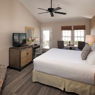 Deluxe King Room With Ocean View, Fireplace Cottage Inn by The Sea Promo Code