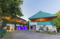 Silver Rock Hotel & Beachfront Apartments Ξενοδοχεία στην πόλη 