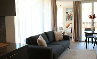 Lamira - Serviced Apartments - Housity