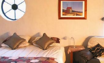 Ardgour Strawbale Bed and Breakfast