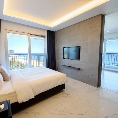 Junior Suite with Ocean View