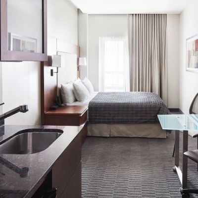 Two Room Executive Suite Club Quarters Hotel Wacker at Michigan, Chicago Promo Code