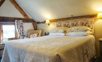 Lowe Farm - Bed & Breakfast Leominster