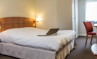 Kyriad Montargis Amilly - Housity