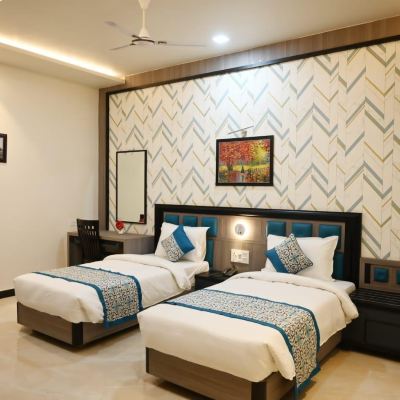 Club Double Room Hotel Satya Inn Promo Code