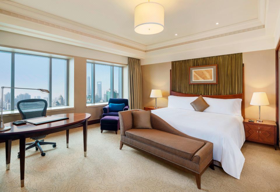 行政豪华大床间