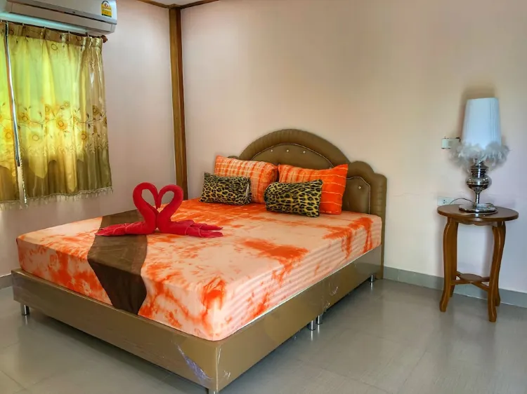 ดีลักซ์บังกะโล