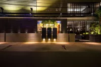 Best Western Plus Maple Leaf Hotels in 