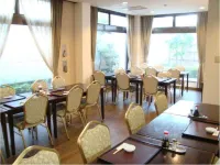 Business Hotel Endless فنادق في موكا