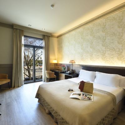 Deluxe Room Duquesa de Cardona 4* Sup Promo Code