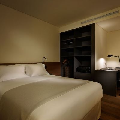 [Matcha Your Way] Standard Double Room, City View + 1 Matcha Stick Box (5 Sticks / Per Booking) 신라스테이 동탄 쿠폰