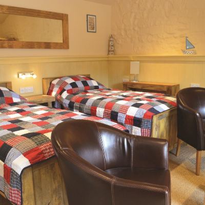 Twin Room, Ensuite (Famous Five) Widbrook Barns Promo Code