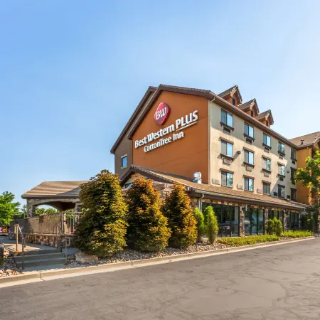 Best Western Plus Cotton Tree Inn