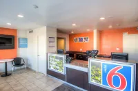 Motel 6 Redding, CA - North