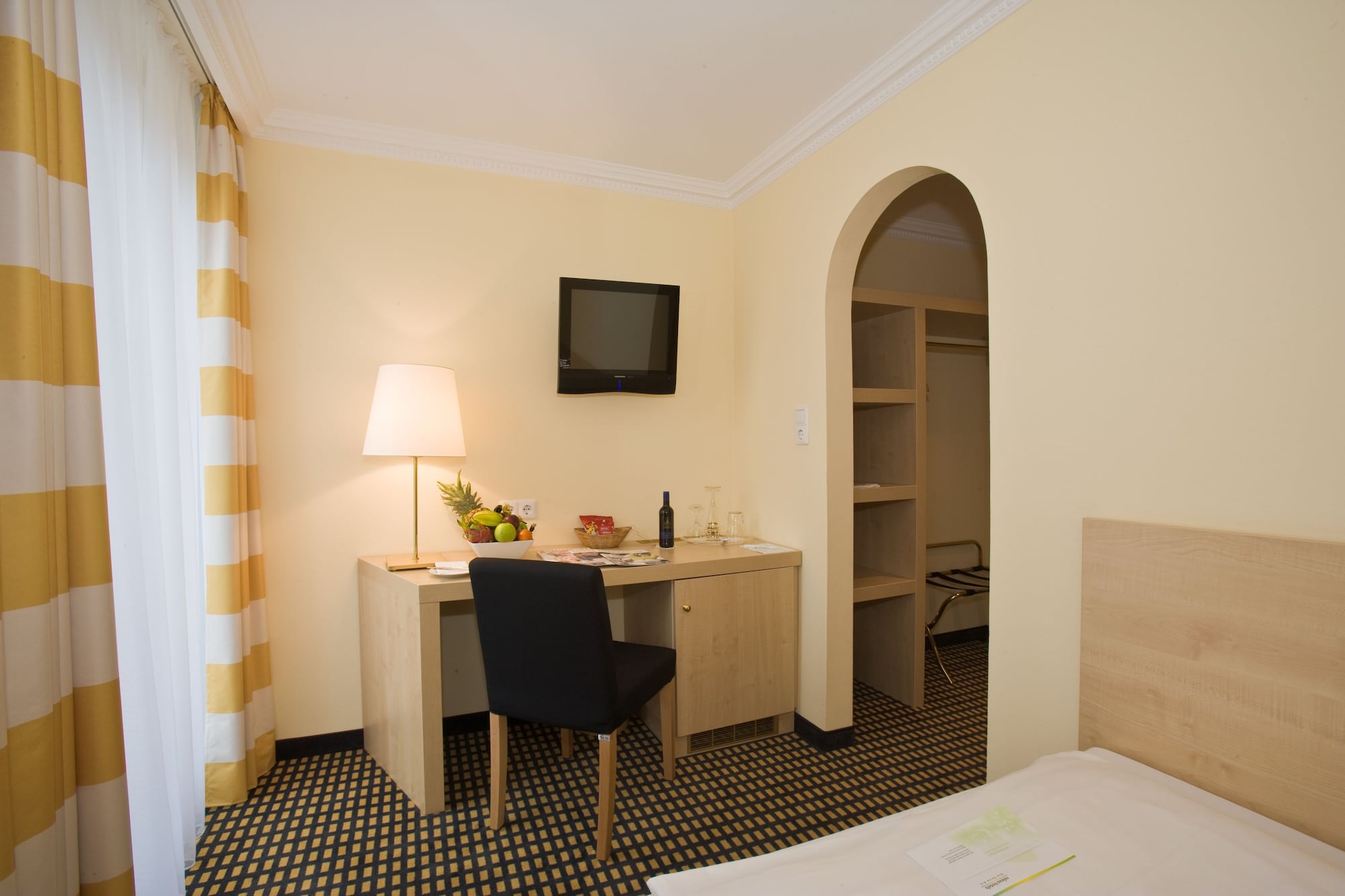 经济单人间 - 带单人床