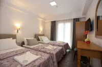 AtaÇesme Otel