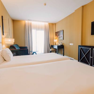 Standard Twin Room Hotel 525 Promo Code