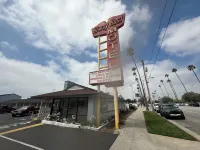 Hi-Way Host Motel