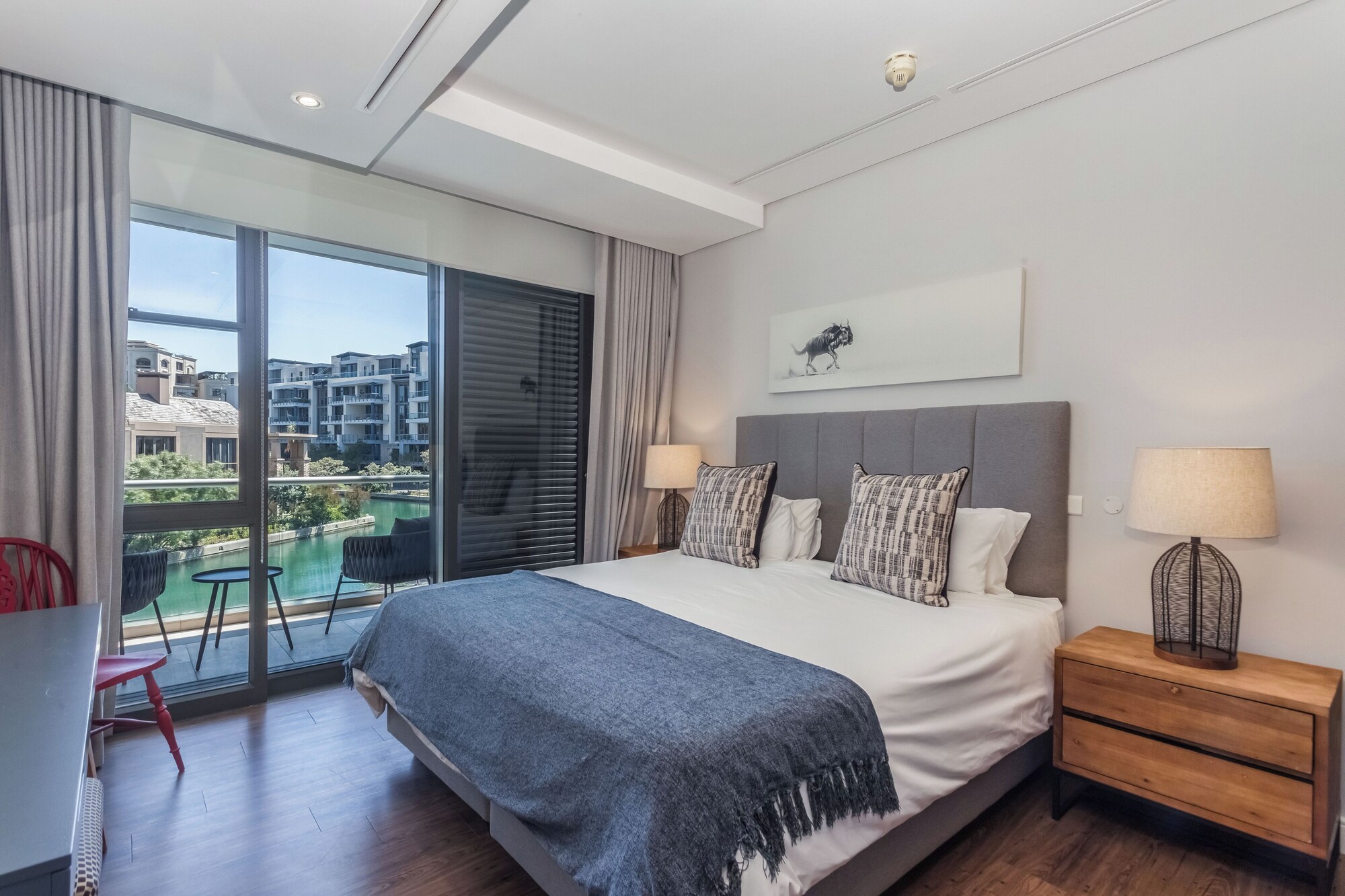 Mountain Marina Luxury Apartments两卧室尊贵间9