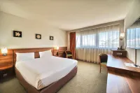 Kyriad Prestige Mulhouse - Basel Hotel a 