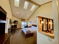Cousin's Country Inn Hotels in 