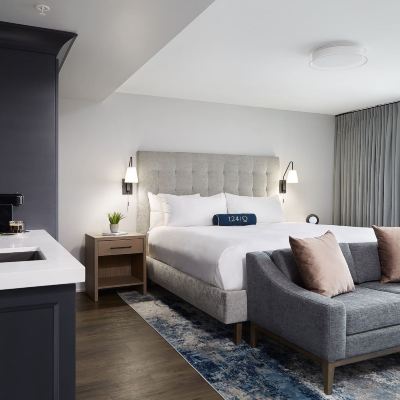 Deluxe Signature King Room 124 on Queen Hotel & Spa Promo Code