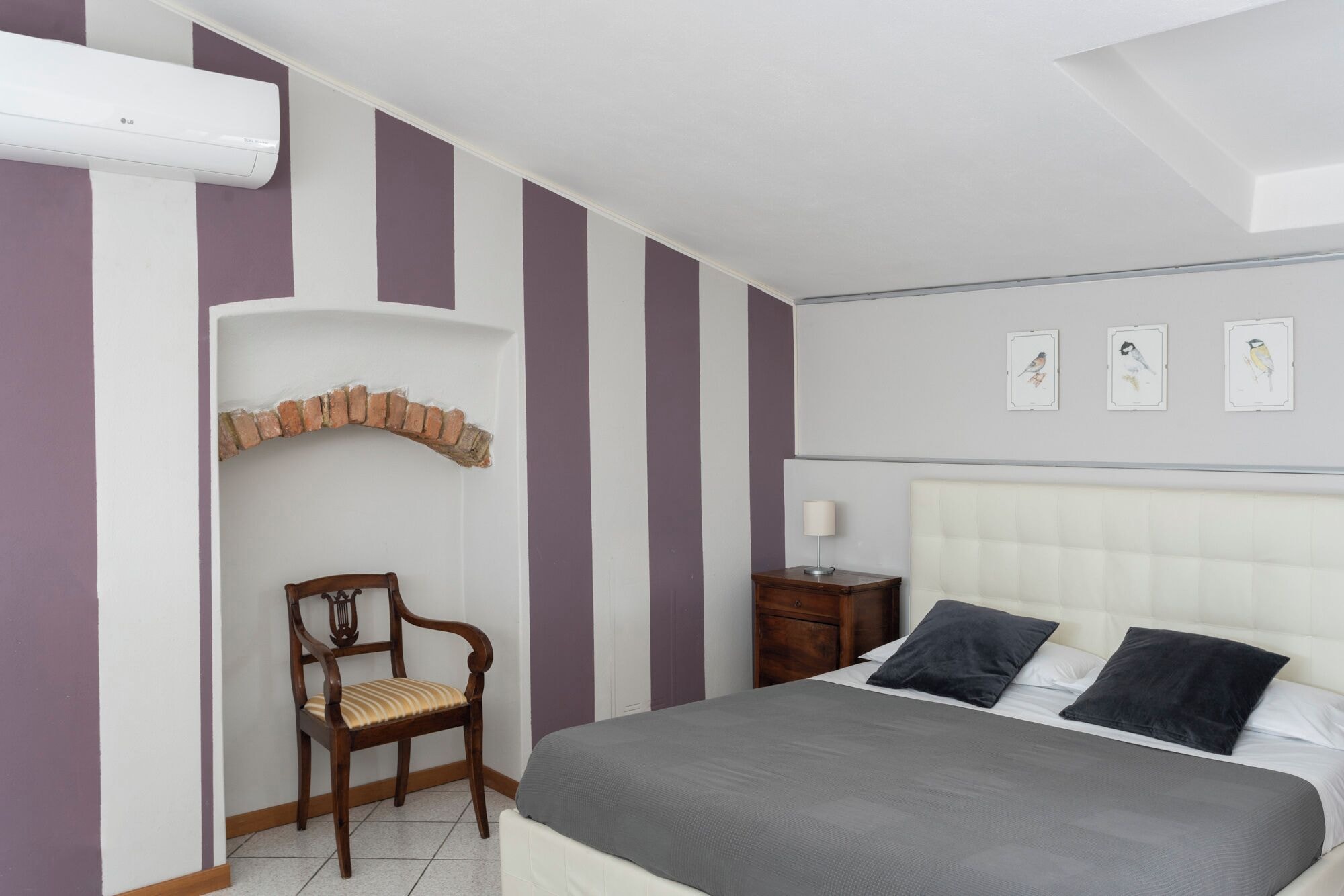 家庭房， 多张床， 城市景观