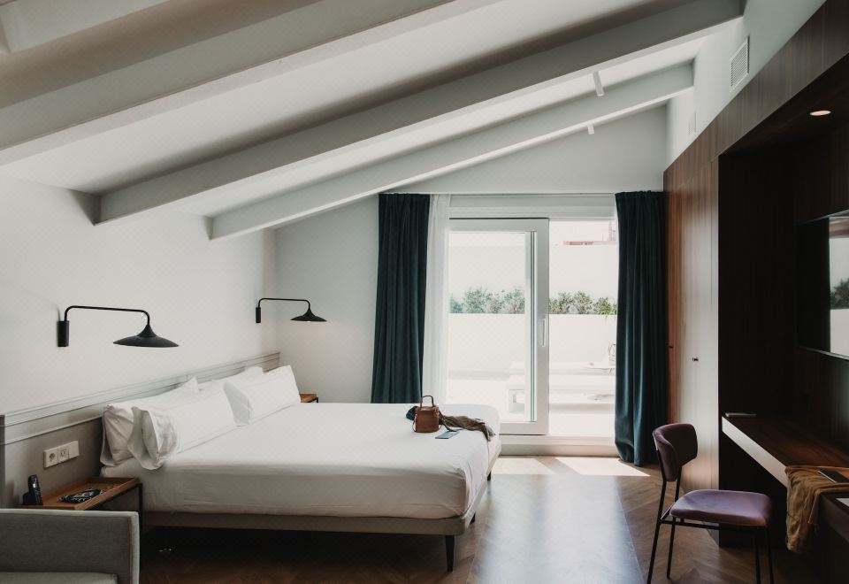 顶层房（带露台）