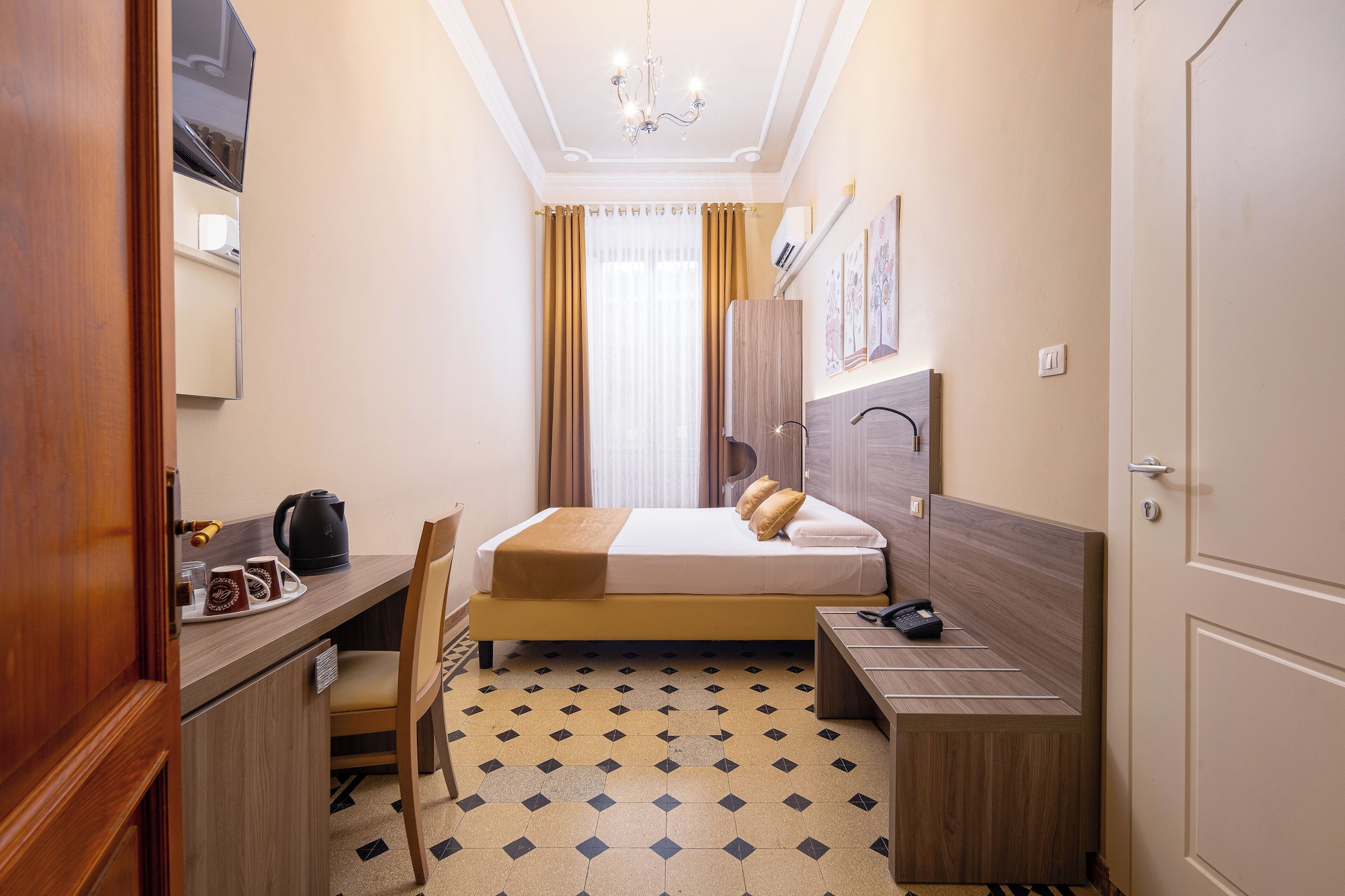 舒适双人或双床间