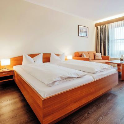 Standard Room Hotel Centurio Promo Code