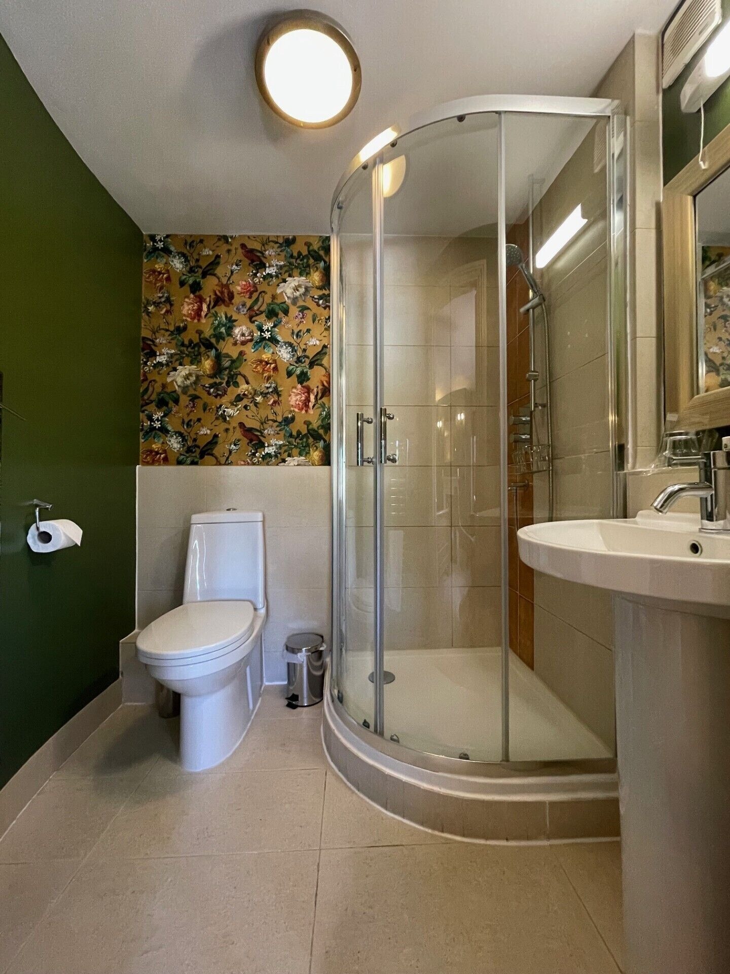 舒适双人客房 - 带连接浴室