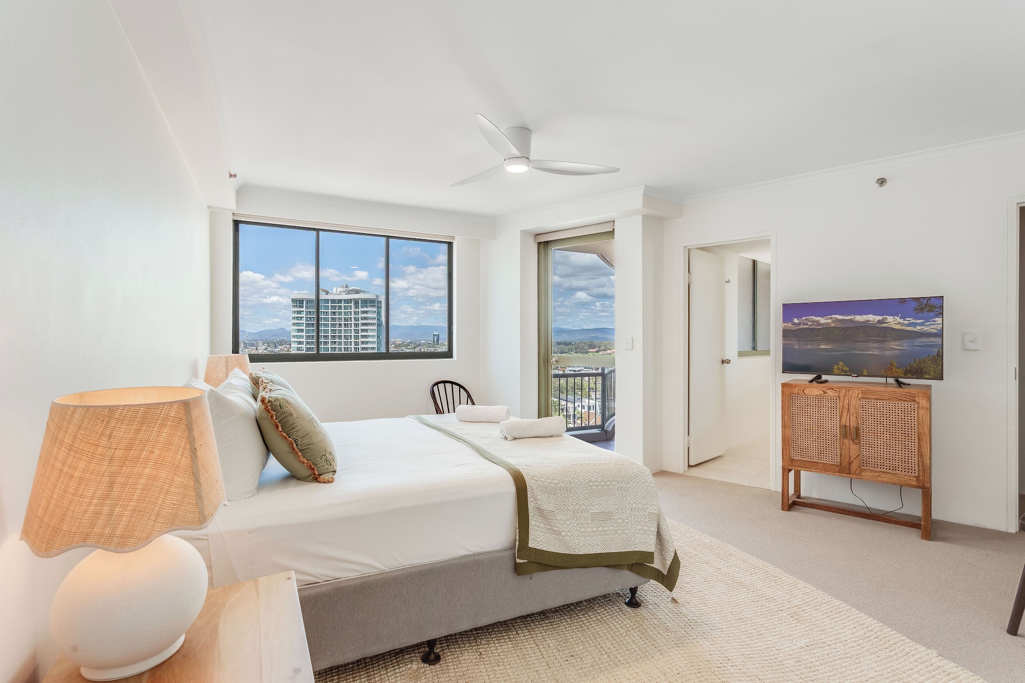 豪华海景三卧室公寓