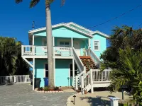Island Cottage in Quaint Matlacha Florida. Amazing island life is a click away… Hotele w: Matlacha