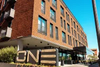 ONE Hotel Hotels in 