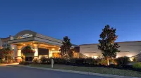 Eden Resort and Suites, BW Premier Collection Hotels in 